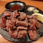 はち八 - 肉厚一口ハラミ