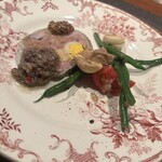 三軒茶屋一丁目食堂 - ウサギ　手前はレバーペーストのようなソース