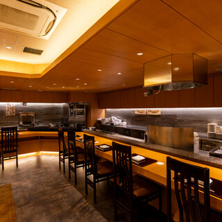 カウンター席
                                          ◆14名様
                                          