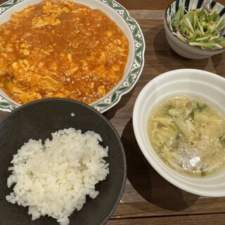 口コミ一覧 : 紫藤花 （シトウカ） - 丸太町（京都市営）/中華