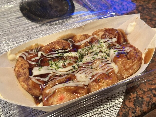 ☆タコヤキ☆ Tako Yoshi - Katsuyamacho/Takoyaki (Octopus balls) | Tabelog