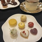 ガストロノミー ジョエル・ロブション - 