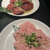 老舗精肉店直送 千種焼肉 飛騨牛の奴隷 千種店 - 