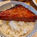 だい食堂 - ポークステーキオンザ白米(3杯目)