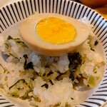 だい食堂 - 味玉オンザ野沢菜ちりめんごはん(4杯目)