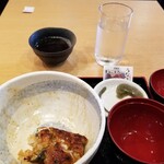 まんまる - 熱いお茶まで出てくる。