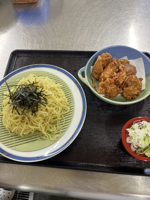 前田中 - 陸前赤崎（食堂）の写真