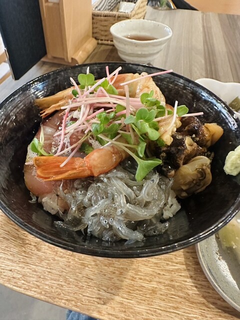 貝専門店 海神 - 谷町六丁目/海鮮 | 食べログ