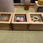 304232717 - 【2025.6.13(金)】特上鴨らーめん（並盛・140g）1,580円の別升トッピング