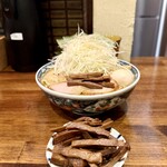 奈つやの中華そば - 