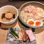 拉麺べんげ ちっご店 - 魚介つけ麺大盛・煮卵トッピング