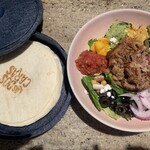 LAS DOS CARAS MODERN MEXICANO Y TACOS - 