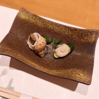 新宿御苑前 鮨らぼ  - つぶ貝、カニ味噌