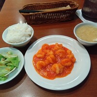 全家福 新館 - エビのチリソース炒め   1300円