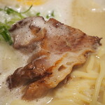 鶏と魚と麺 祐星 - 鶏白湯ラーメン