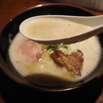 鶏と魚と麺 祐星 - 鶏白湯ラーメン（スープ）