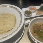 鯛白湯らーめん ○de▽ - 