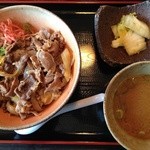 Cocolo Ramen X-Berg - The stewed beef bowl with rice for lunch time