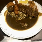 304251450 - コクのあるカレーの辛さがじわじわキます