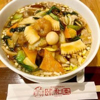 個室中華 頤和園 溜池山王店 - 