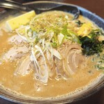 ラーメンだるまや  - ネギみそチャーシューメン大盛りTPバター