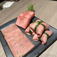 うし松 - 追加でネギ巻きタン