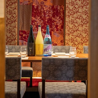 京を感じるモダン＆スタイリッシュな完全個室