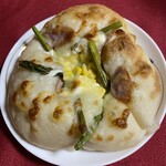 プーフレカンテ - アスパラガスピッツァ