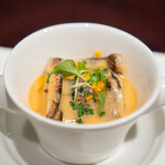 ARMONICO - 佐伯市大入島の穴子のフラン フランス産ジロール茸の香りを閉じ込めて