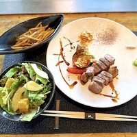 ニュー松坂 梅田32番街店 - 