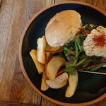 パントリー コヨーテ - 