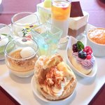 RISTORANTE OZIO - デザートブッフェ 2376円 のグラスデザート10種盛り合わせ