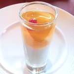 RISTORANTE OZIO - デザートブッフェ 2376円 の桃とライチのジャスミンゼリー