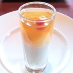 RISTORANTE OZIO - デザートブッフェ 2376円 の桃とライチのジャスミンゼリー