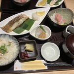 近畿大学水産研究所 銀座店 - 