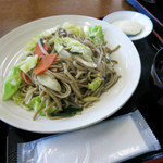 道の駅みねはま おらほの館 - 石川蕎麦やきそば 600円