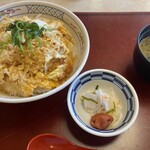 とんかつ むら八 - かつ丼1,298円（税込み）
