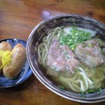 琉球麺　茉家 - ソーキそば（６５０円） いなり(１００円）