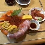 すみれ - イクラがどーーん