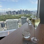 304309197 - 景色もご馳走　シャンパンで乾杯⭐︎