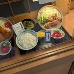 鮪小屋本店 - ショーケースで見かける。