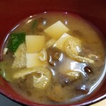 おにぎりぼんご - なめこ汁。