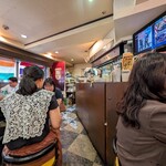 トプカ - 10人くらいしか座れません。