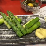 304315859 - 北海道産アスパラ　茹で