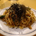 関谷スパゲティ - ［おすすめスパゲティ］あさりとツナ、オクラの和風スパゲティ