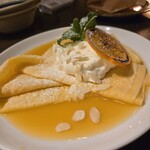 二階の洋品店 - クレープ！