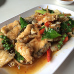 Tha Chaleab Seafood  - プラーカオの炒め物