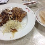 周記肉粥店 - 紅焼肉