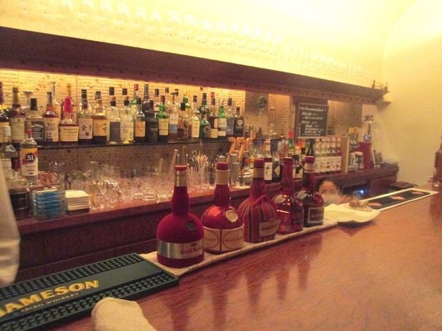 THE BAR OSAKA photo 4