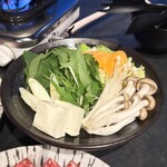 しゃぶしゃぶ すき焼き 食べ放題 和牛と豚 - 